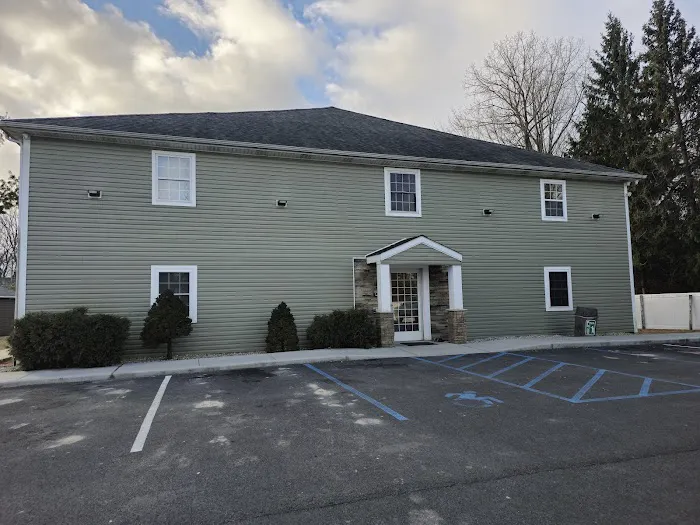 Capital Inn & Suites 4