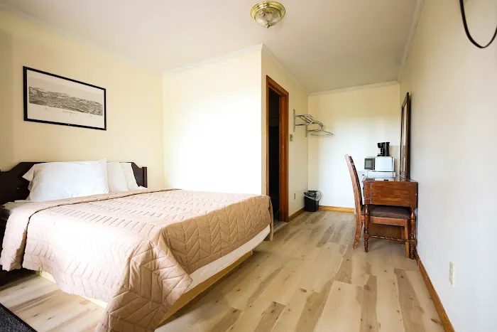 Chatham Travel Lodge 4