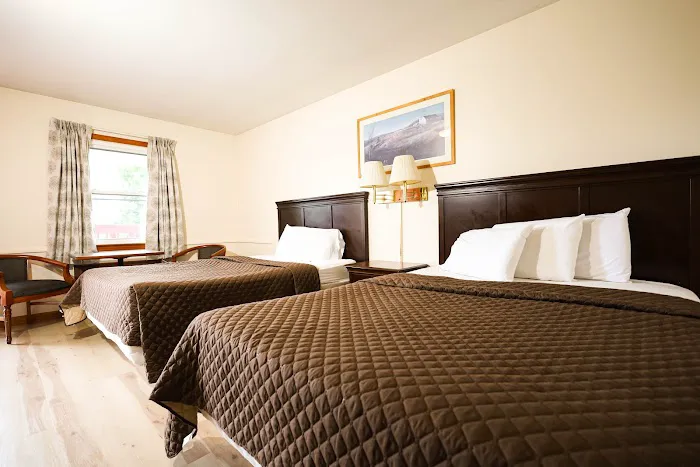 Chatham Travel Lodge 4