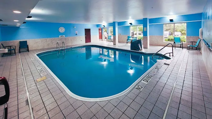 Comfort Inn & Suites Liverpool - Syracuse North 4