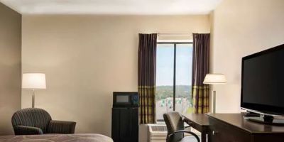 Super 8 by Wyndham Liverpool/Syracuse North Airport