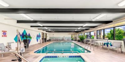 Holiday Inn & Suites Syracuse Airport