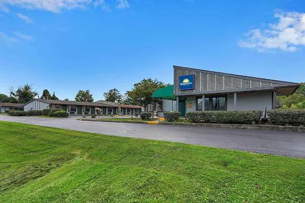 Days Inn by Wyndham Liverpool/Syracuse 4