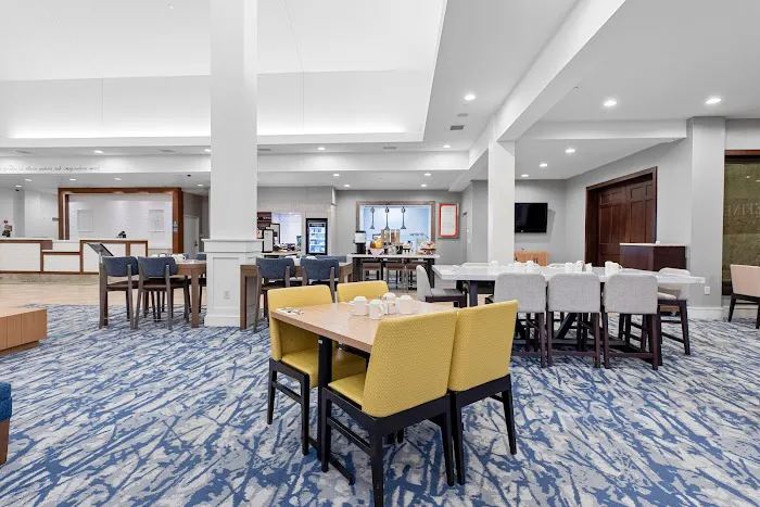 Hilton Garden Inn Auburn 4