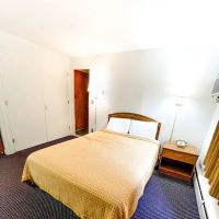 Utica Rest Inn ico
