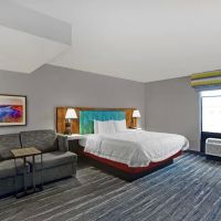 Hampton Inn Utica ico