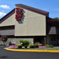 Red Roof Inn Utica ico