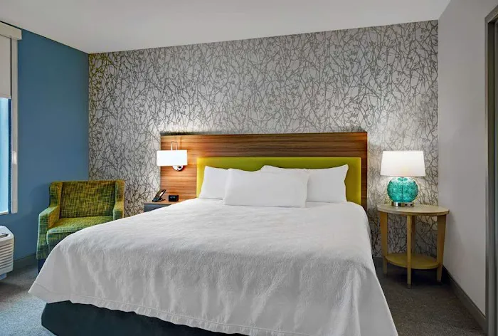 Home2 Suites by Hilton Utica 4