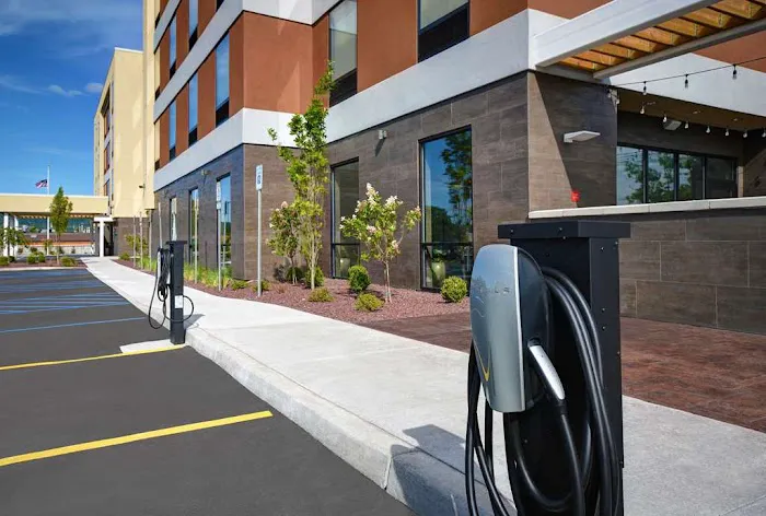 Home2 Suites by Hilton Utica 4