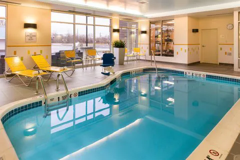 Fairfield Inn & Suites Utica 4