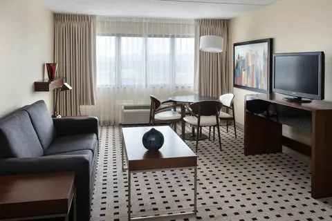 Delta Hotels Utica 4