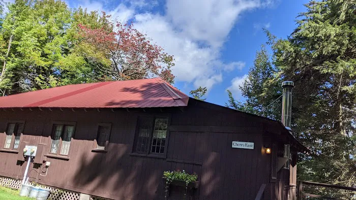 Bearhurst Lakeside Cottages 4