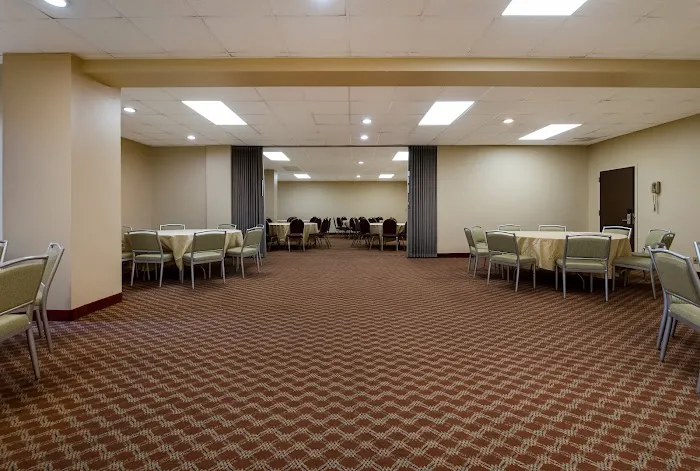 Red Roof Inn & Suites Newark - University 4