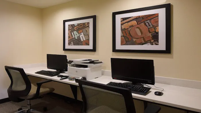 Candlewood Suites Newark South - University Area by IHG 4