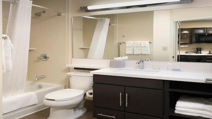 Candlewood Suites Newark South - University Area by IHG 4