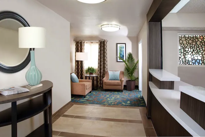 Candlewood Suites Lancaster West by IHG 4
