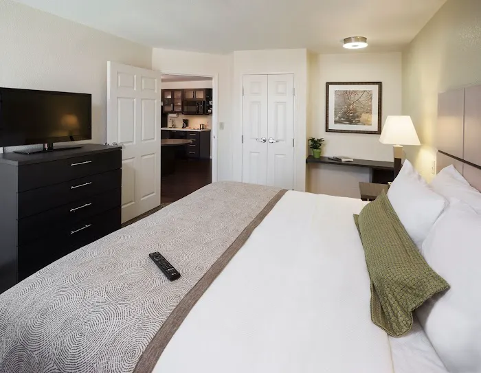 Candlewood Suites Lancaster West by IHG 4