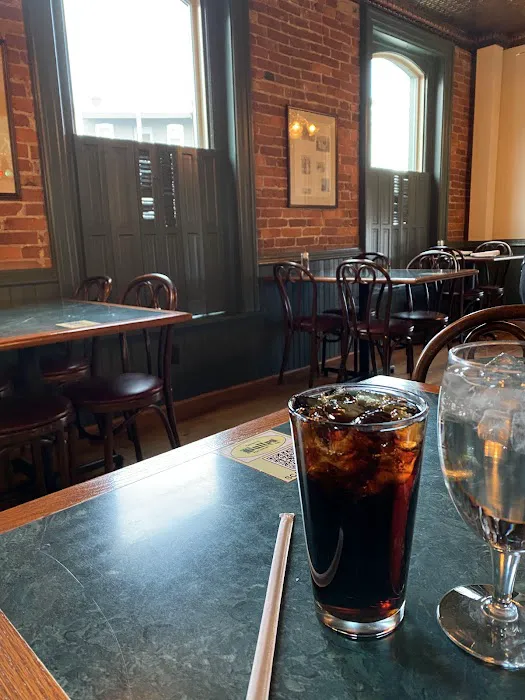 The Inn at Bully's 4