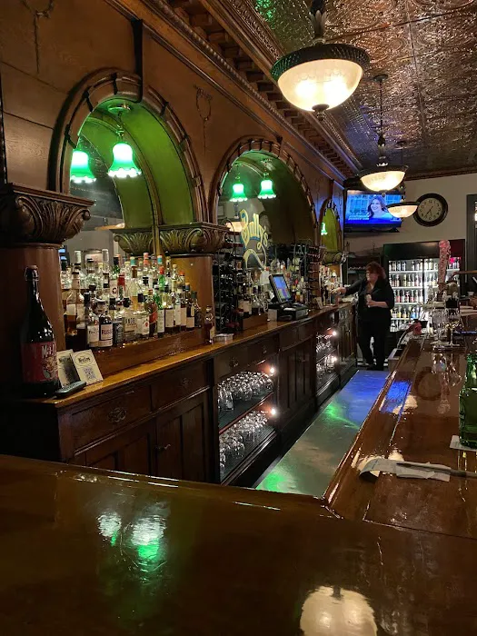 The Inn at Bully's 4
