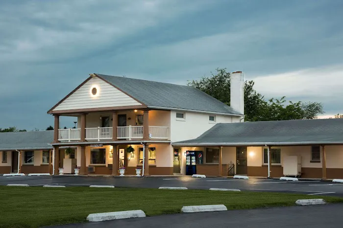 Knights Inn Palmyra 4