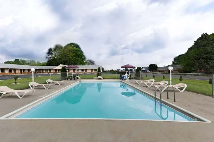 Knights Inn Palmyra 4