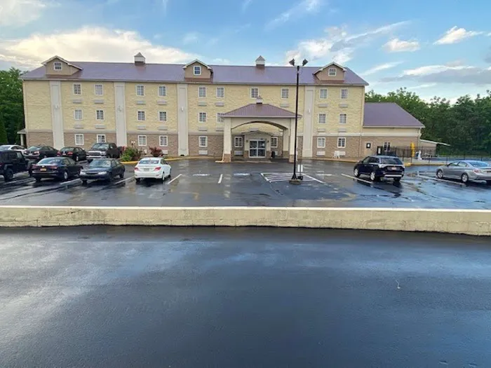 SureStay Plus by Best Western Jonestown Lebanon Valley 4