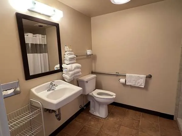 Travelodge by Wyndham Hershey 4