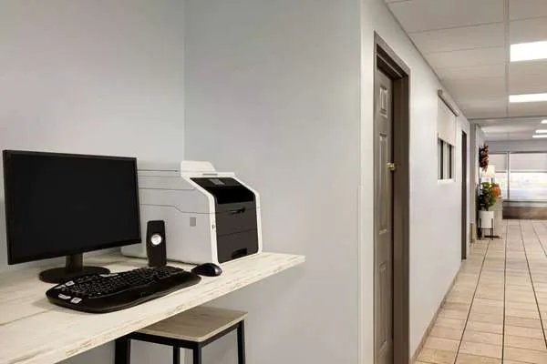 Days Inn by Wyndham Hershey 4