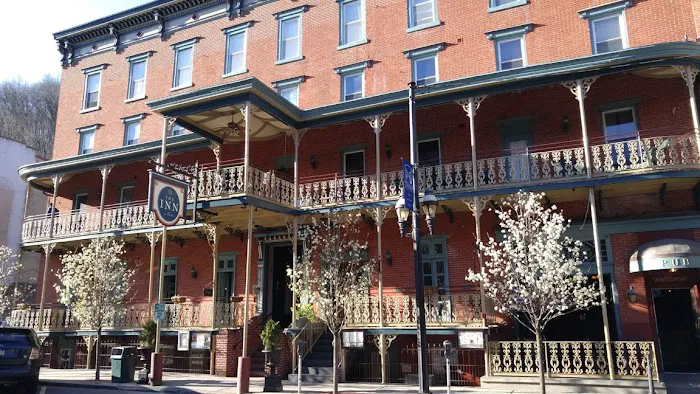 The Inn At Jim Thorpe 4