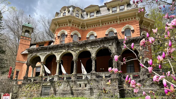 The Harry Packer Mansion Inn 4