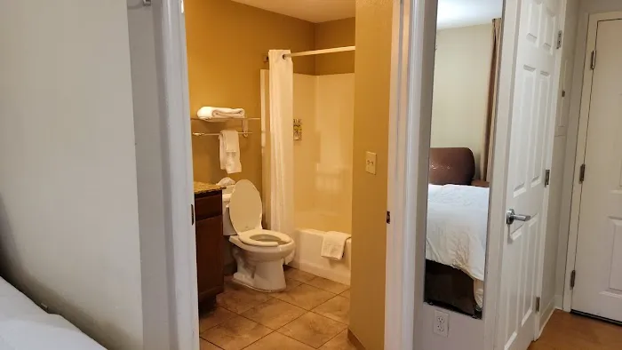 Candlewood Suites Hazleton by IHG 4