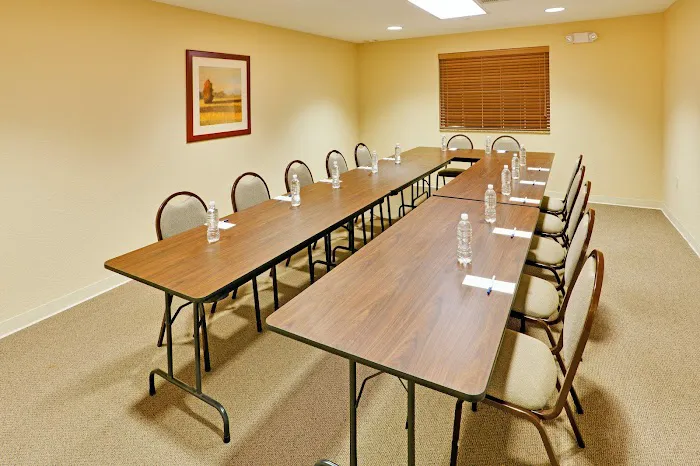 Candlewood Suites Hazleton by IHG 4
