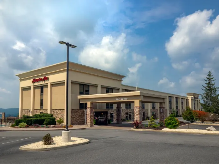 Hampton Inn Hazleton 4