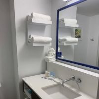 Hampton Inn Hazleton ico