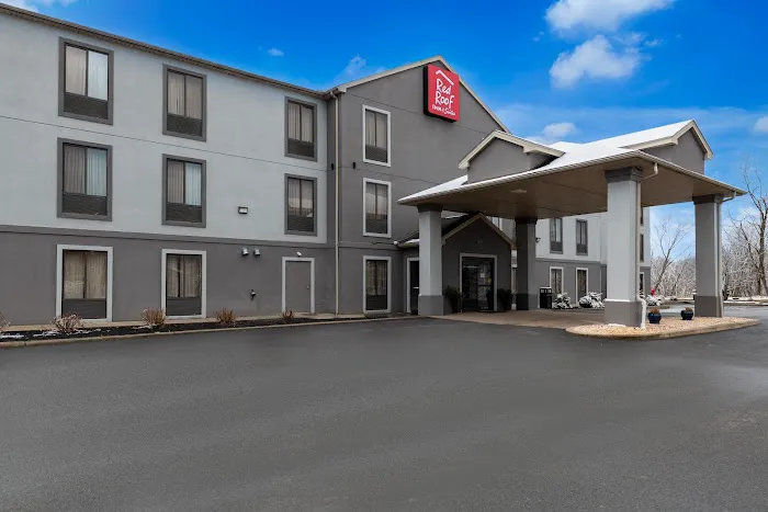Red Roof Inn & Suites Bloomsburg – Mifflinville 4