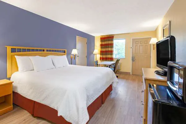 Days Inn by Wyndham Grantville Hershey North 4