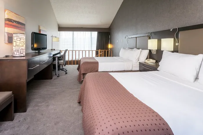 Holiday Inn Harrisburg (Hershey Area) I-81 by IHG 4
