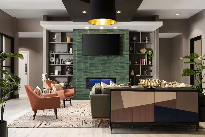DoubleTree by Hilton Hartford Downtown 5