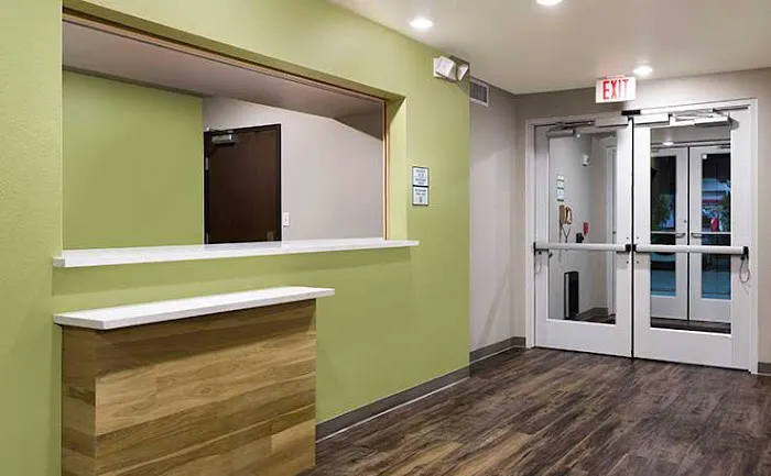 WoodSpring Suites Newington - Hartford South 4