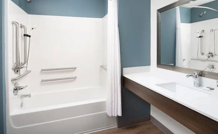 WoodSpring Suites Newington - Hartford South 4