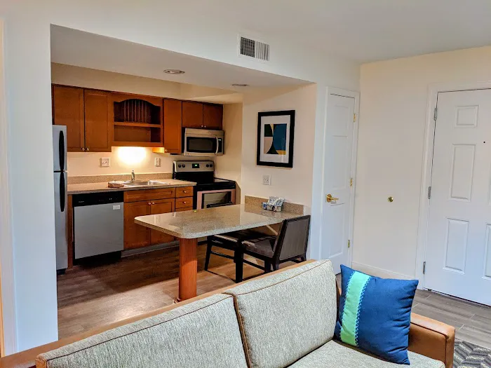 Residence Inn Hartford Windsor 4