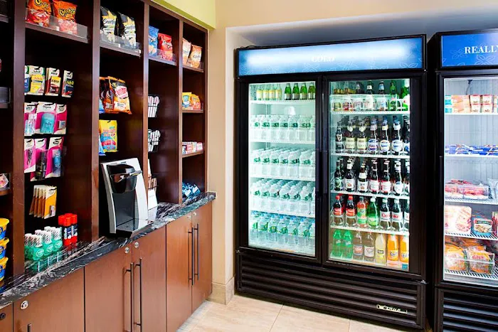 Hilton Garden Inn Hartford North/Bradley Int'l Airport 4
