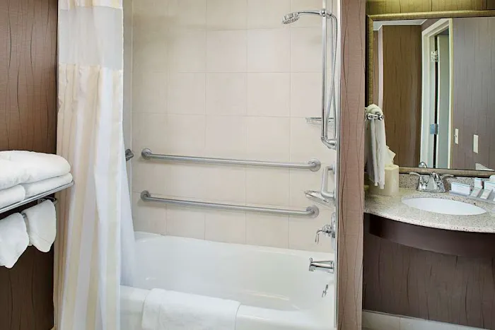 Hilton Garden Inn Hartford North/Bradley Int'l Airport 4