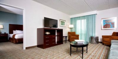 DoubleTree by Hilton Hotel Hartford - Bradley Airport