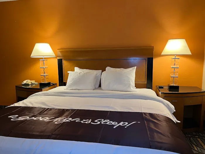 Bradley Inn 4