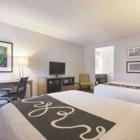 La Quinta Inn & Suites by Wyndham Hartford - Bradley Airport ico