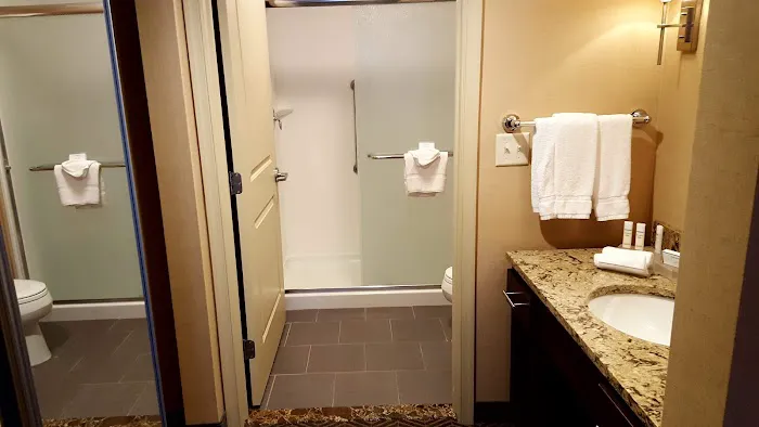 Homewood Suites by Hilton Southington, CT 4