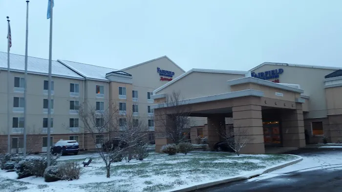 Fairfield Inn & Suites Plainville 4