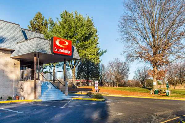 Econo Lodge Milldale - Southington 5