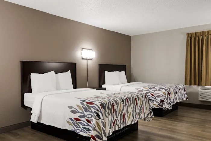 Red Roof Inn Hartford - New Britain 4